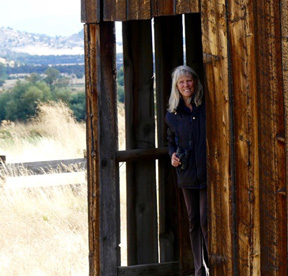 Shannon Rio Montague barn (72ppi 4x)